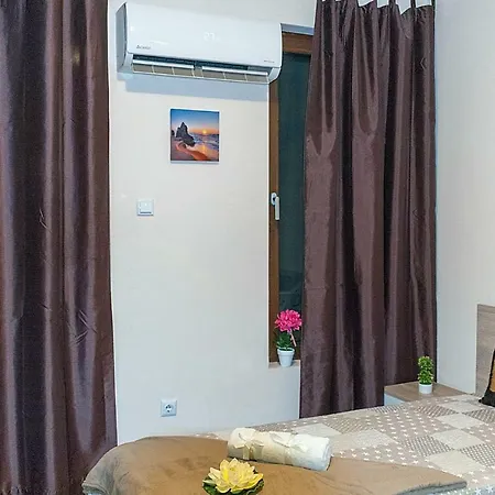 Flora Beach 3 * Burgas